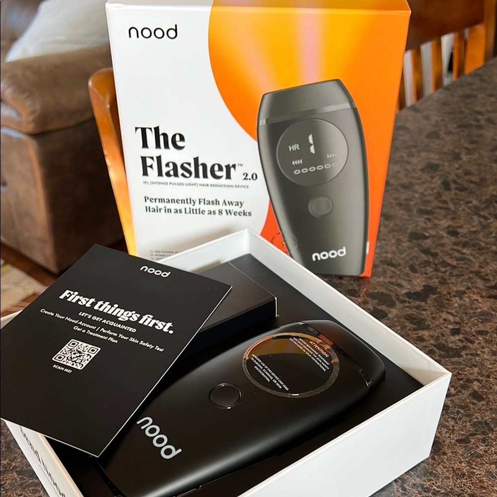 Nood The Flasher 2.0 Hair Removal Device